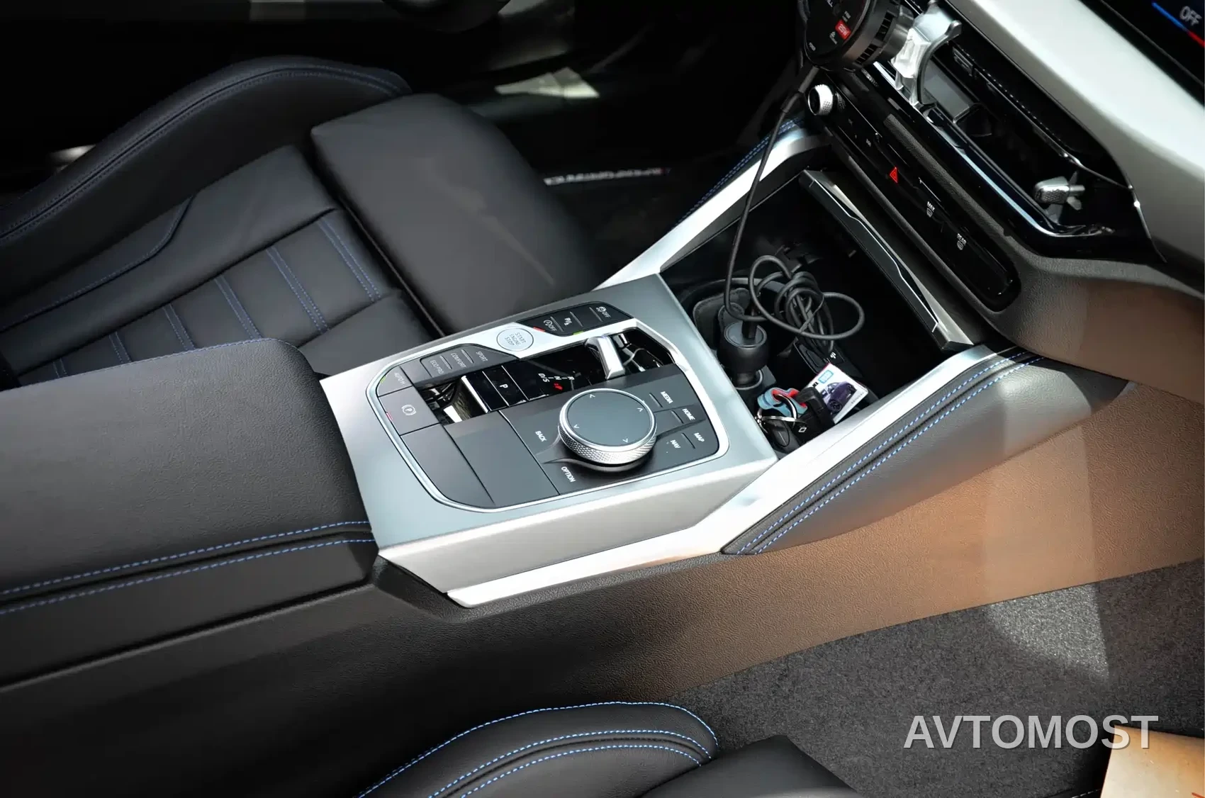 BMW M240i 2026 M240i xDrive — фото 17