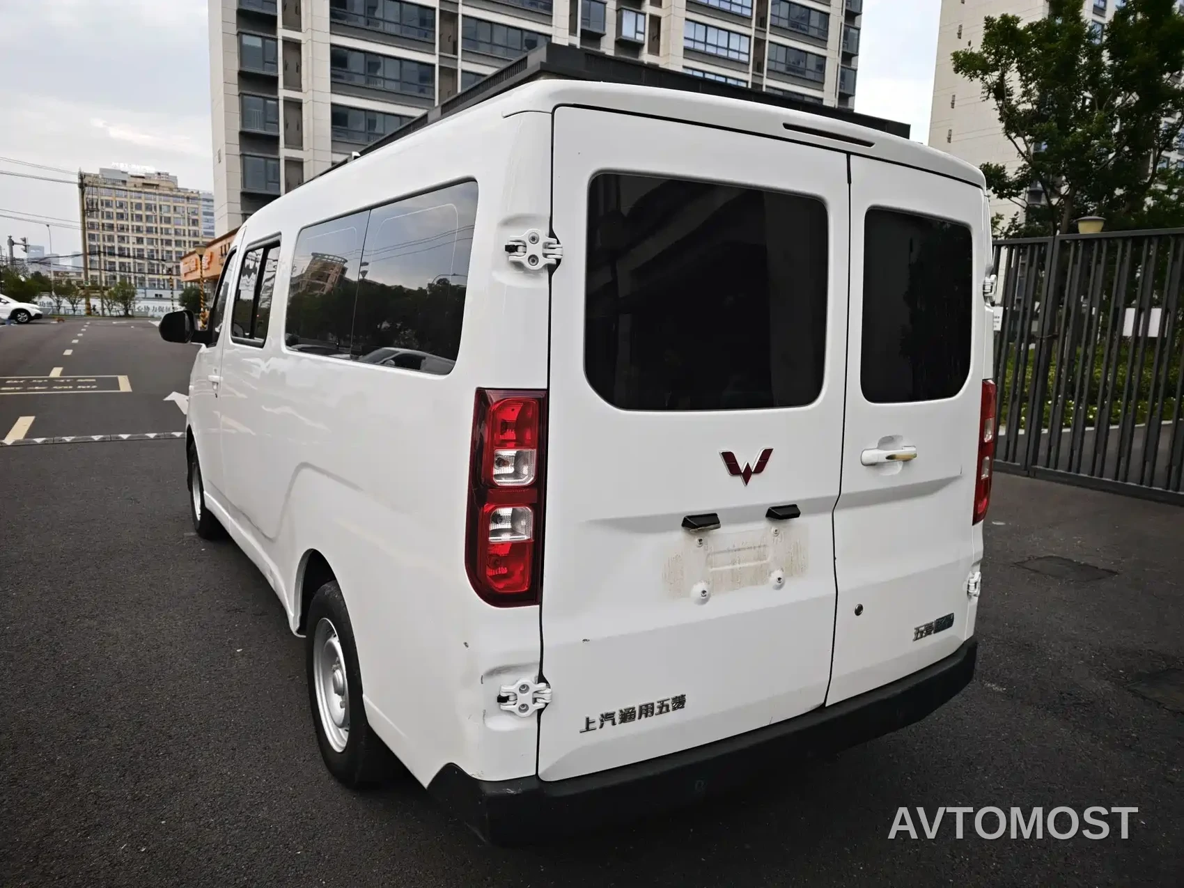 Wuling Yangguang 2024 300km Comfort Passenger Version 60kW — фото 14