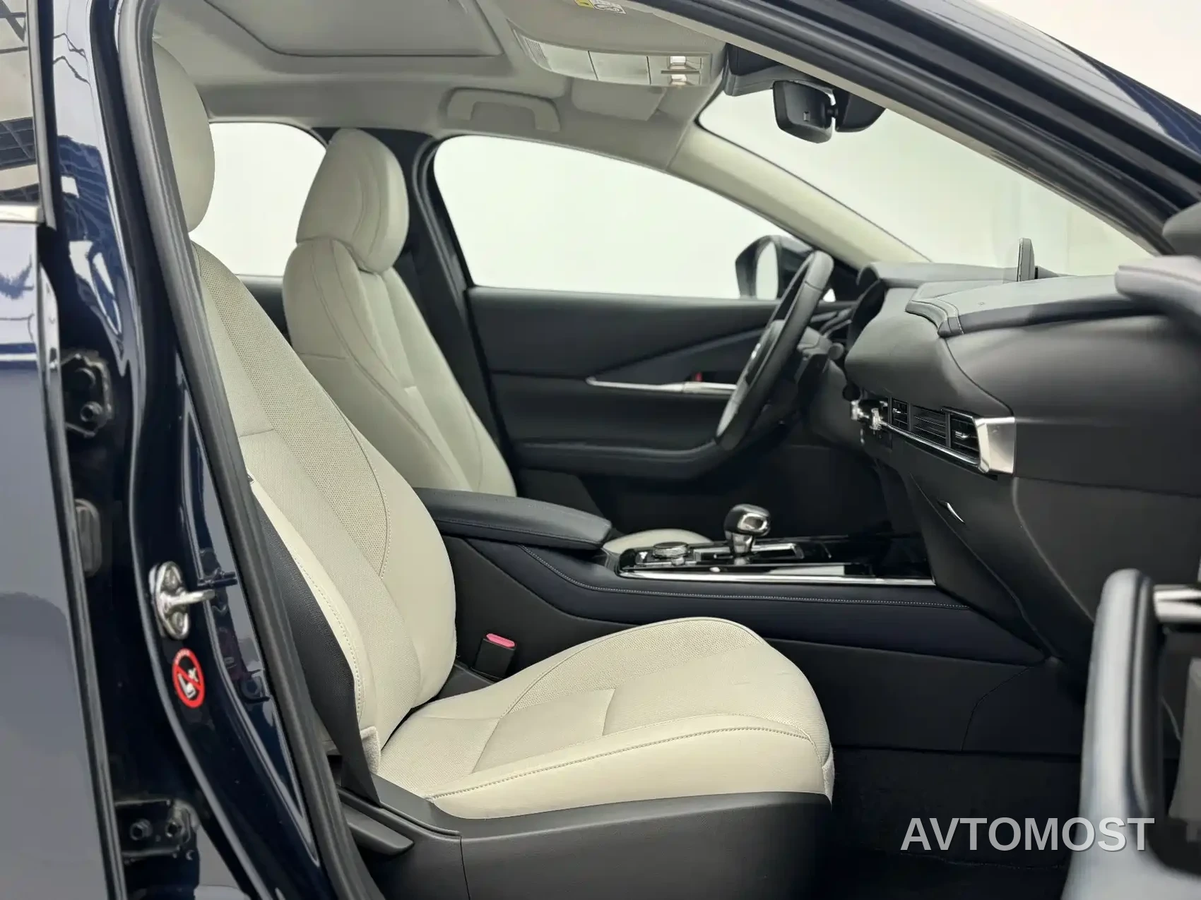Mazda CX-30 EV 2021 Pure Electric Premium Edition — фото 14