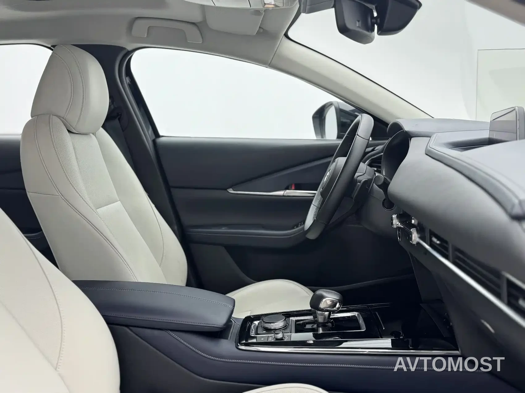 Mazda CX-30 EV 2021 Pure Electric Premium Edition — фото 15