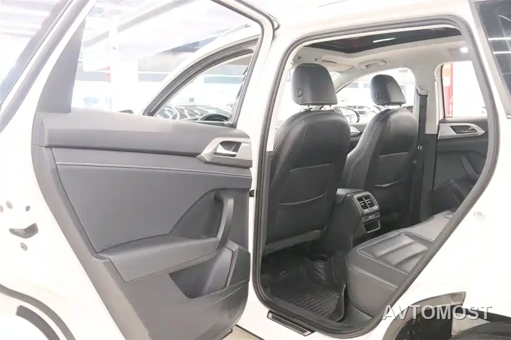 Volkswagen Tharu New Energy 2021 Panorama Premium Edition — фото 15