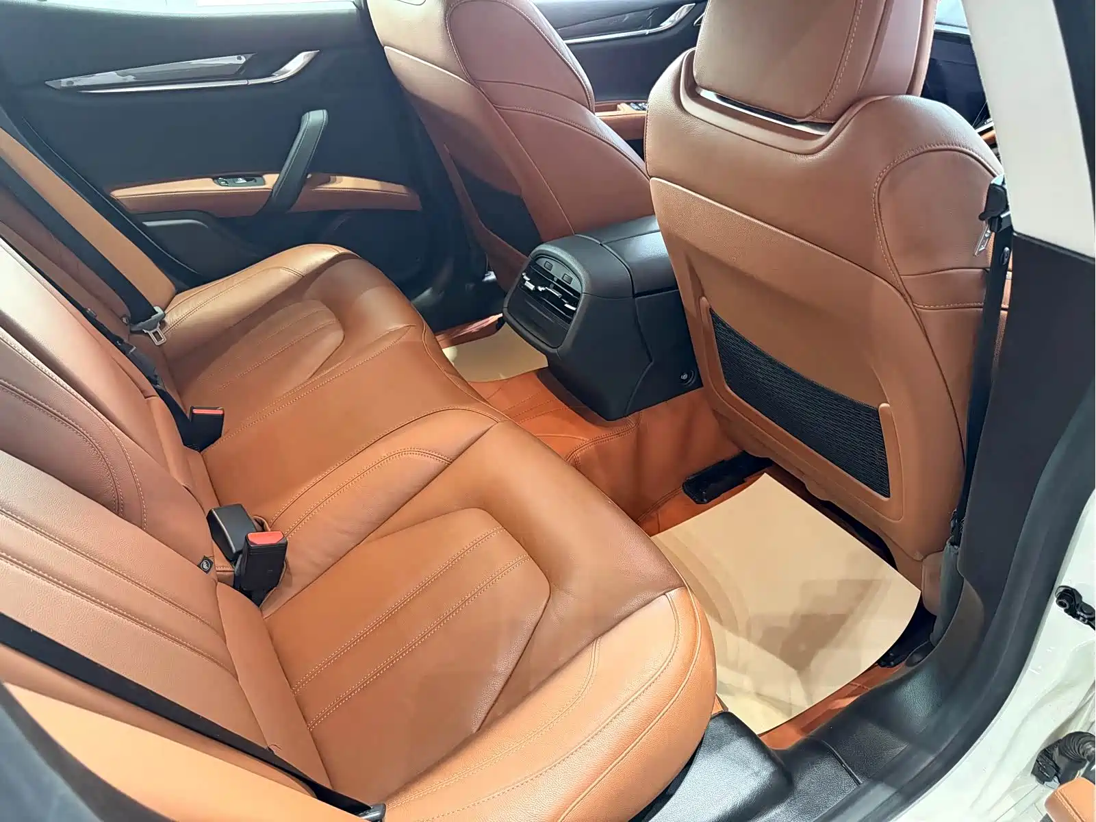 Maserati Ghibli 2021 3.0T GranSport — фото 14