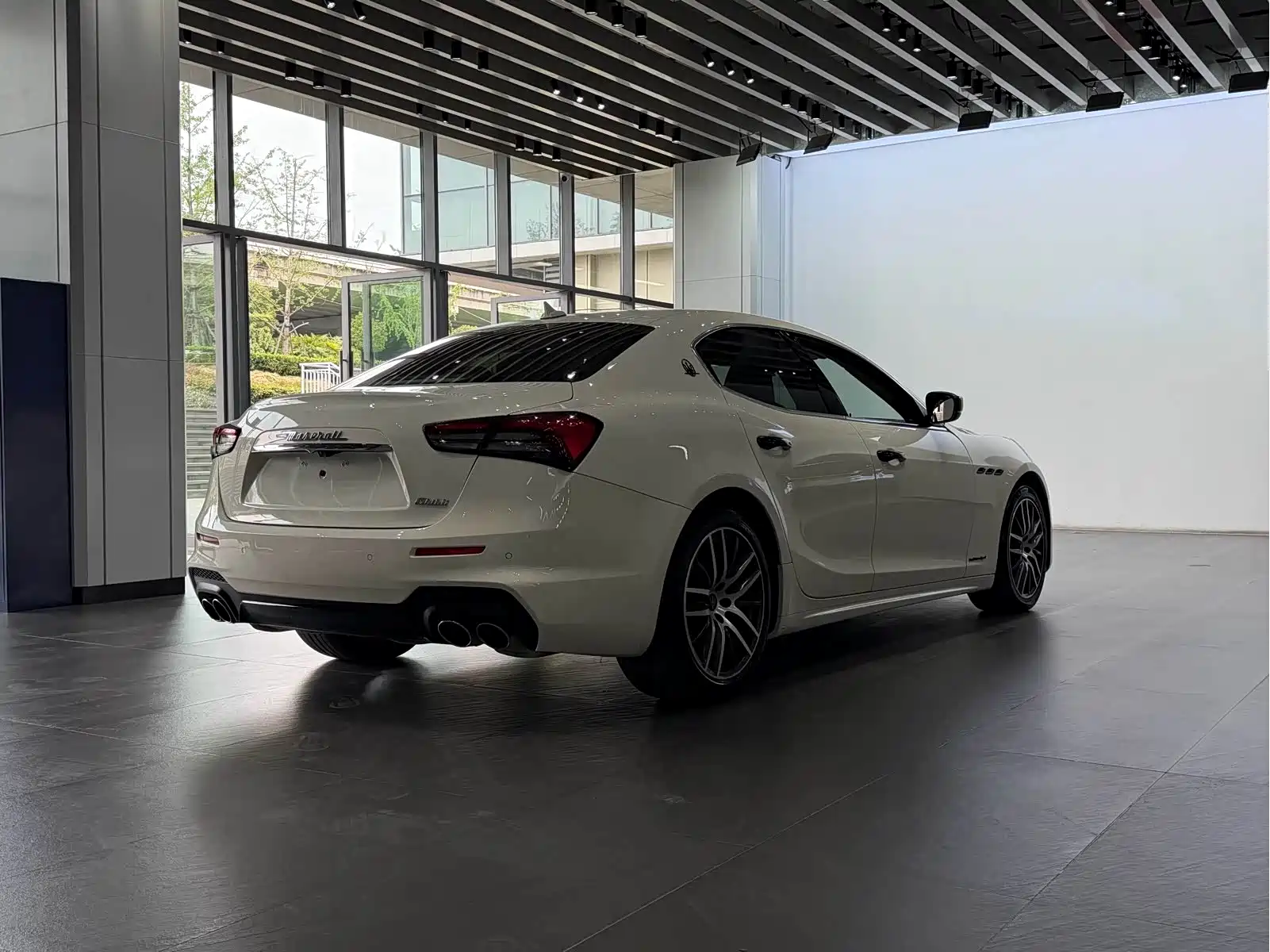 Maserati Ghibli 2021 3.0T GranSport — фото 17