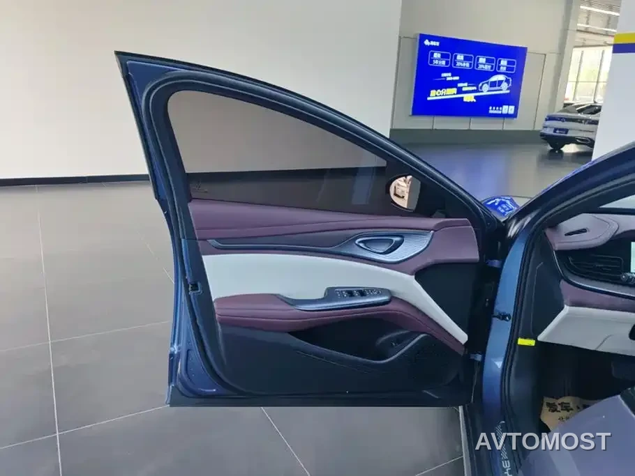 BYD Seal 2023 DM-i 1.5L 121km Premium — фото 7