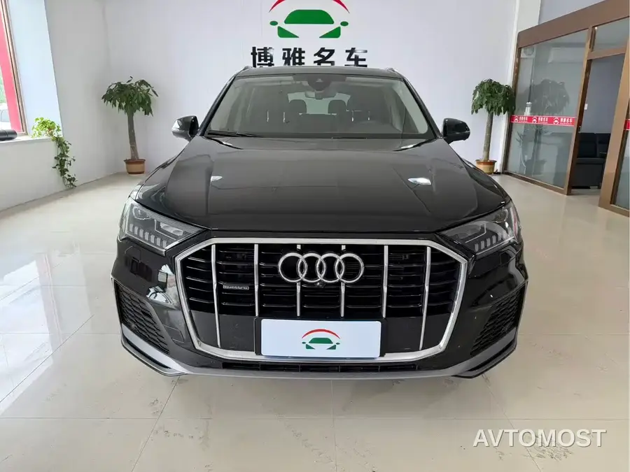 Audi Q7 2023 45 TFSI quattro S line Sport