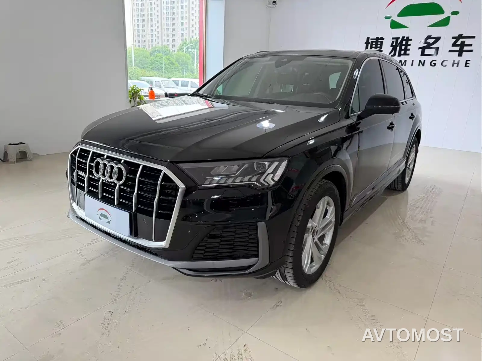 Audi Q7 2023 45 TFSI quattro S line Sport — фото 3