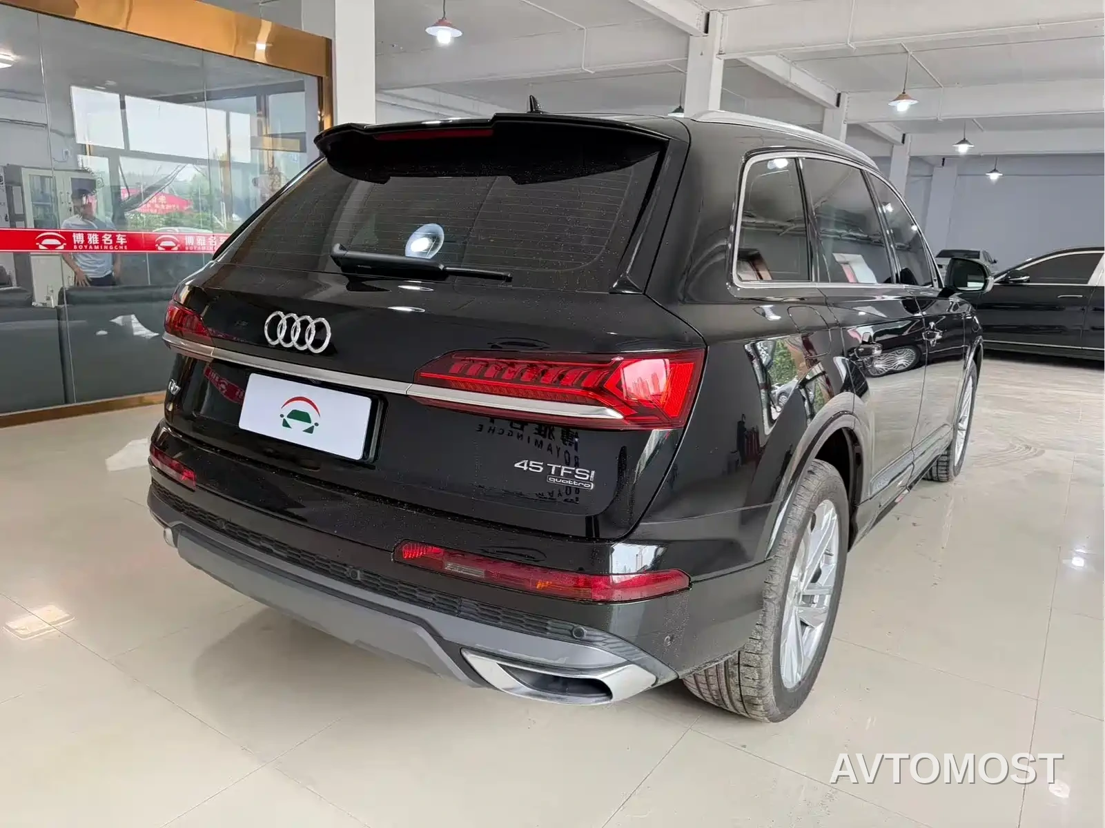 Audi Q7 2023 45 TFSI quattro S line Sport — фото 5