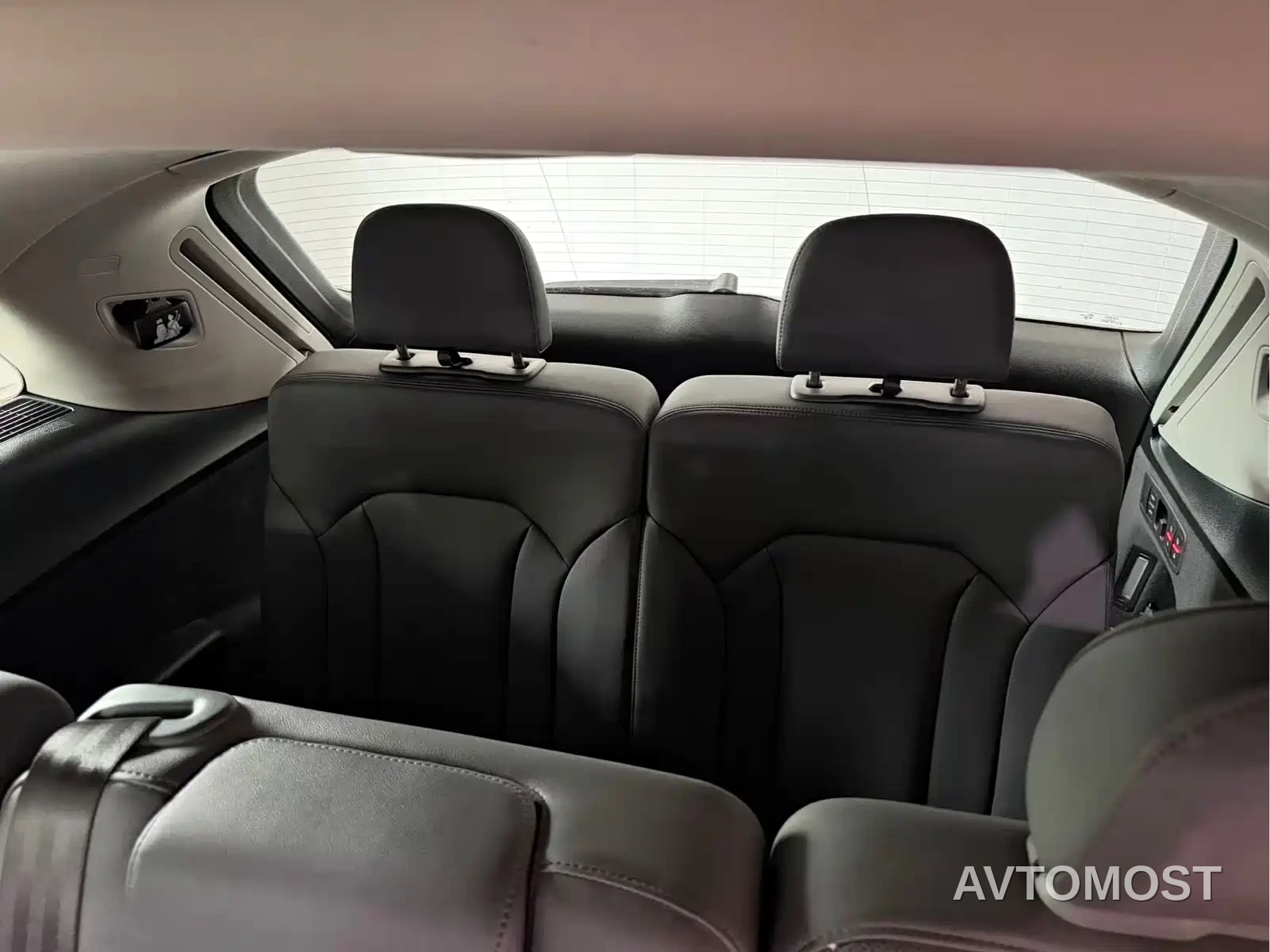 Audi Q7 2023 45 TFSI quattro S line Sport — фото 11