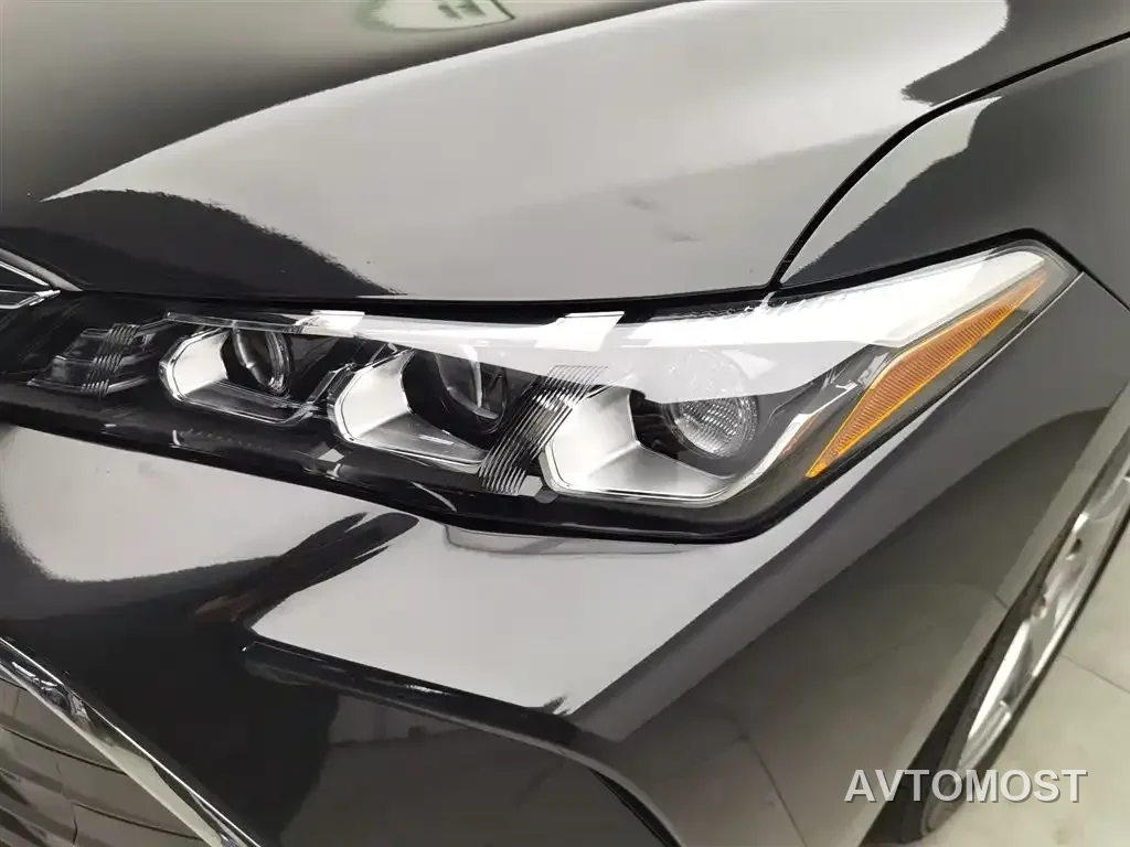 Toyota Avalon 2019 Hybrid 2.5L Luxury Edition China VI — фото 7
