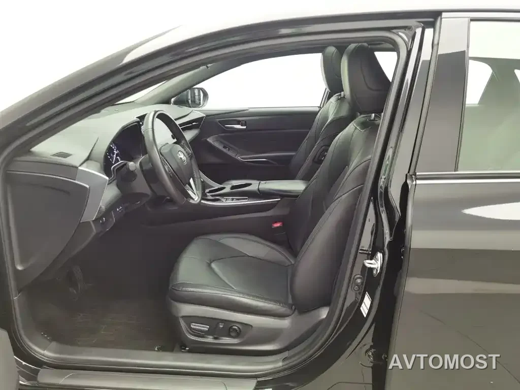 Toyota Avalon 2019 Hybrid 2.5L Luxury Edition China VI — фото 10