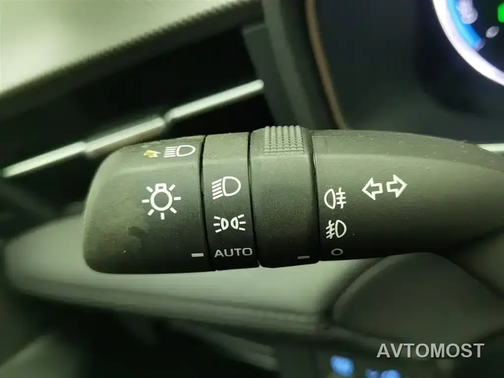Toyota Avalon 2019 Hybrid 2.5L Luxury Edition China VI — фото 20