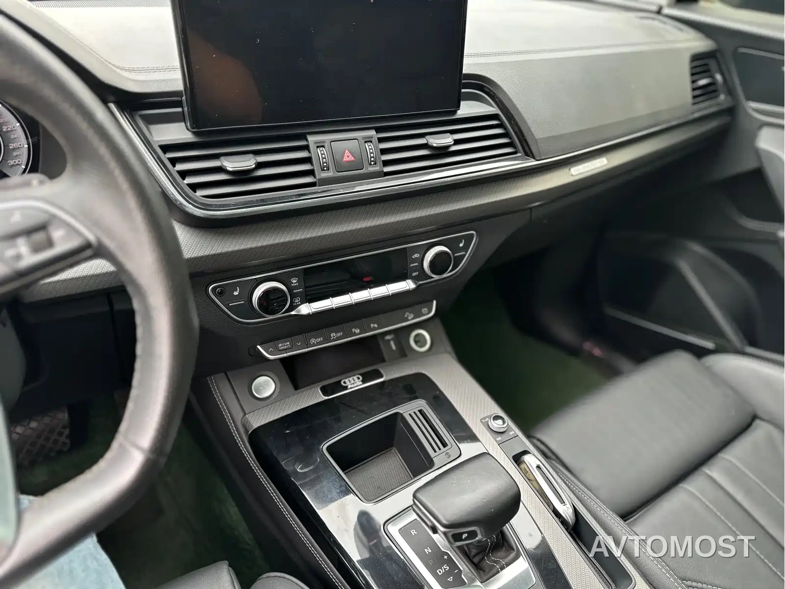 Audi Q5L 2022 45T Luxury Dynamic — фото 7