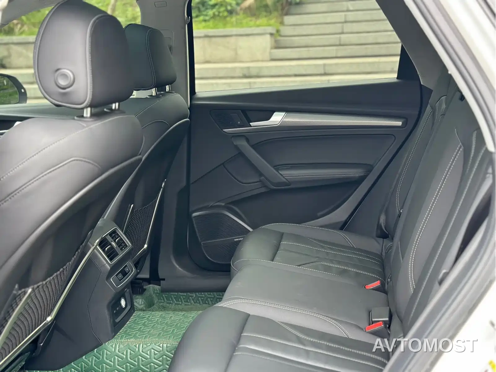 Audi Q5L 2022 45T Luxury Dynamic — фото 9