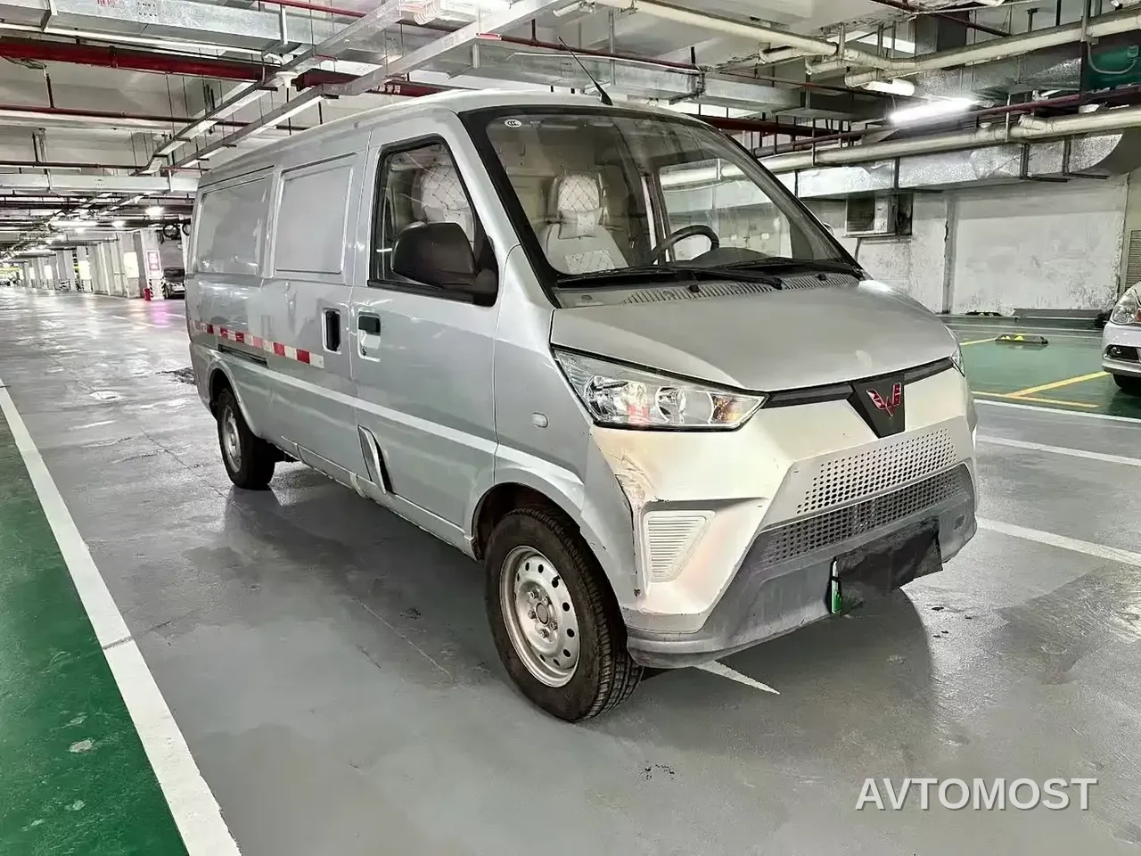 Wuling EV50 2021 Van Logistics Vehicle with Bochuang Penghui 43.2kWh Liuji Electronic Control — фото 3