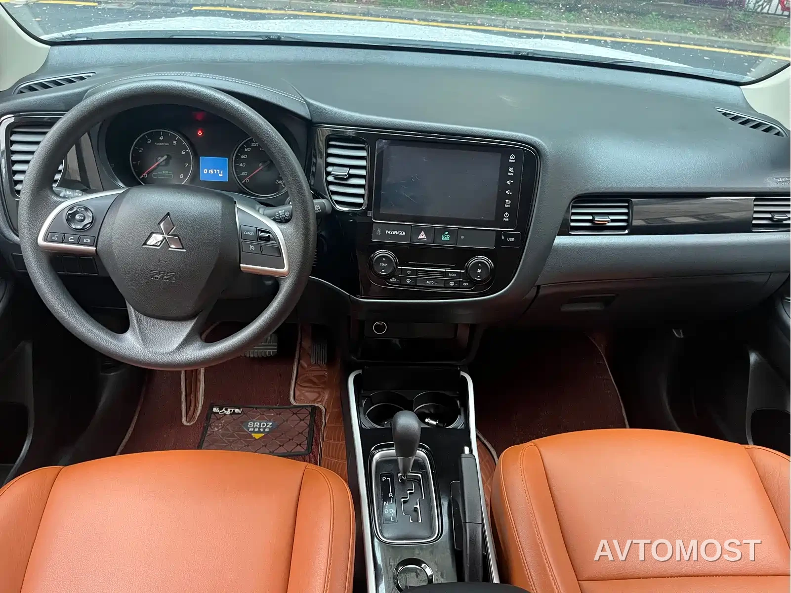 Mitsubishi Outlander 2021 2.0L 2WD Smooth Ride Version 5-Seater — фото 9