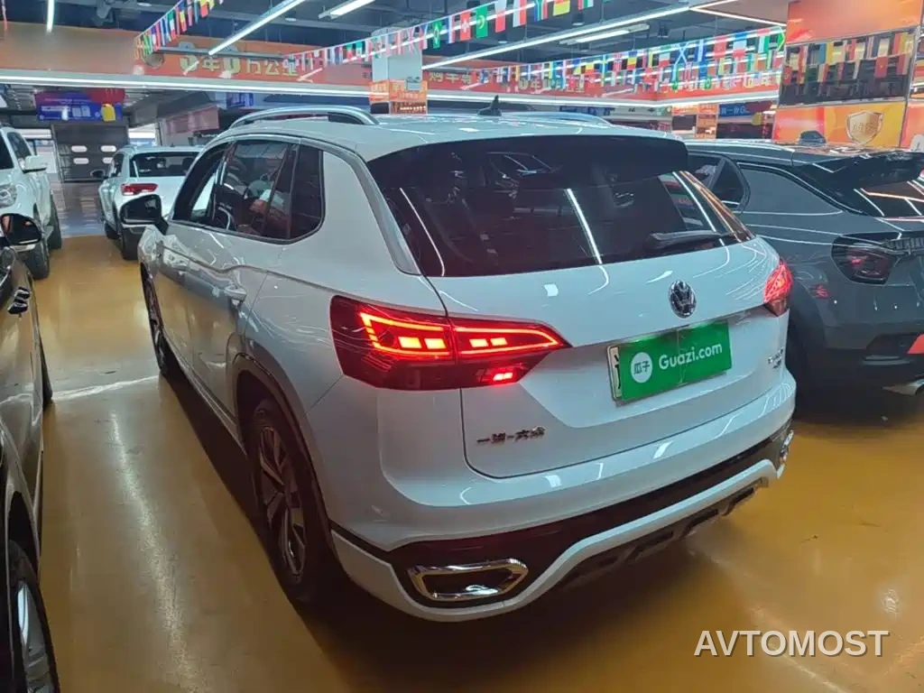 Volkswagen Tayron GTE Plug-in Hybrid 2020 Model 1.4T Luxury — фото 5