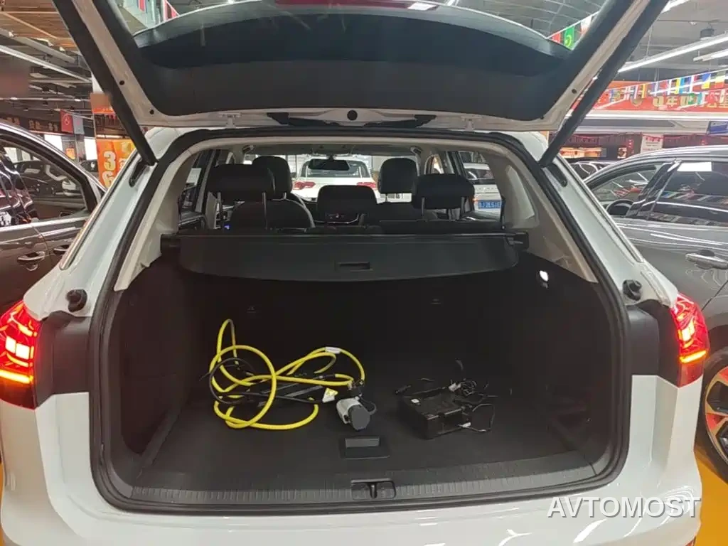 Volkswagen Tayron GTE Plug-in Hybrid 2020 Model 1.4T Luxury — фото 19