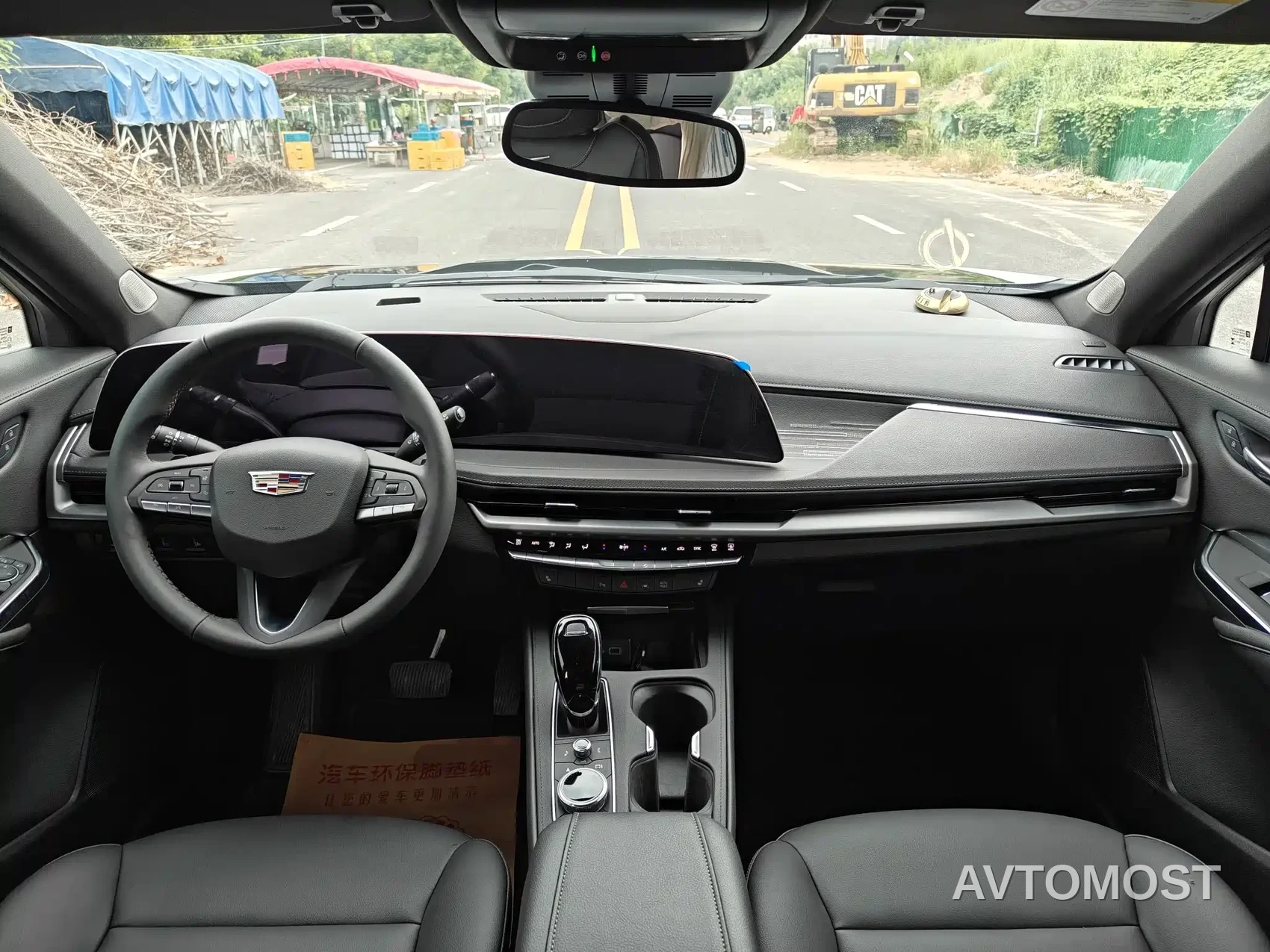 Cadillac XT4 2024 28T 2WD Luxury — фото 6