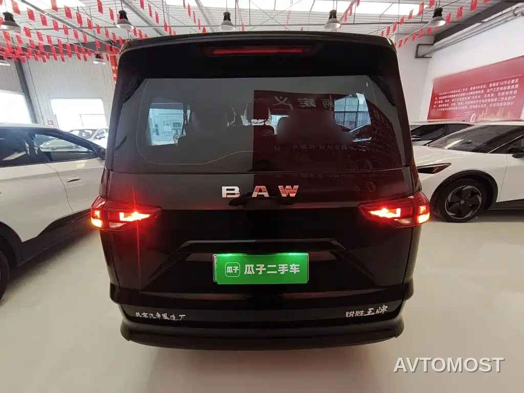 BAW (Beijing Automobile Works) Ruisheng Ace M7 EV 2025 365KM Startup Edition 7-Seater — фото 6