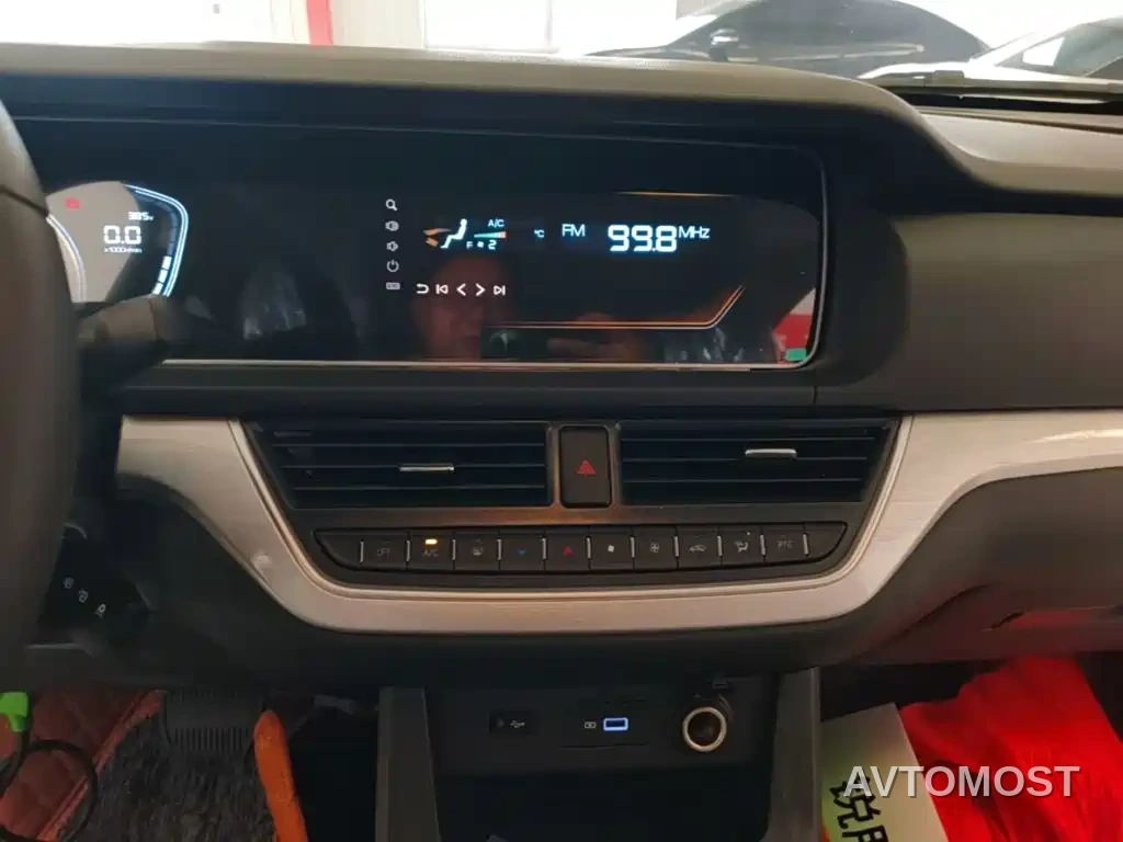 BAW (Beijing Automobile Works) Ruisheng Ace M7 EV 2025 365KM Startup Edition 7-Seater — фото 13
