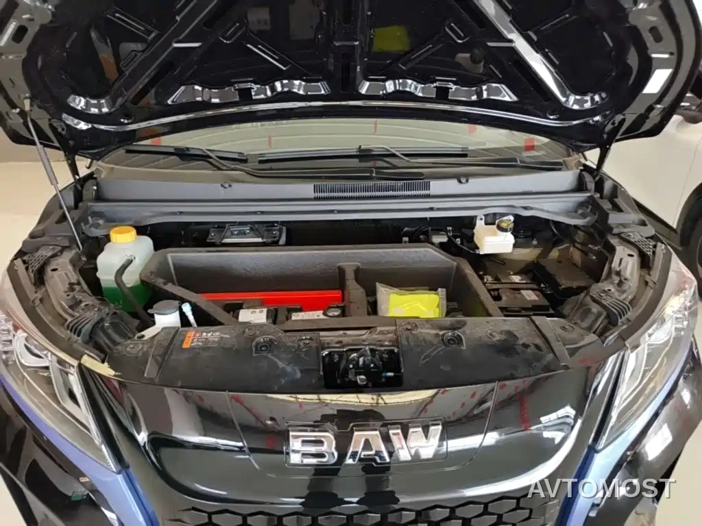 BAW (Beijing Automobile Works) Ruisheng Ace M7 EV 2025 365KM Startup Edition 7-Seater — фото 20