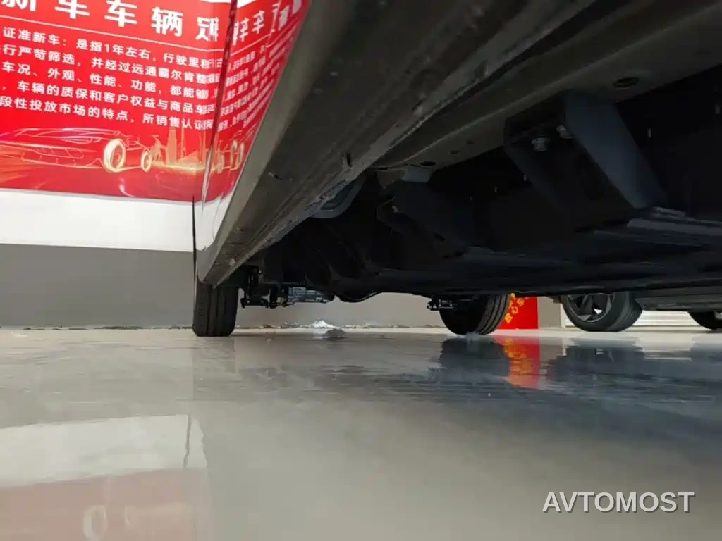 BAW (Beijing Automobile Works) Ruisheng Ace M7 EV 2025 365KM Startup Edition 7-Seater — фото 21