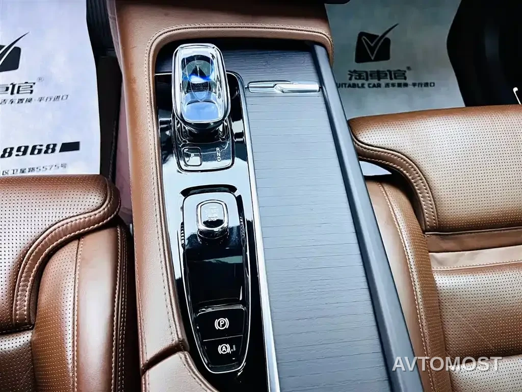 Volvo XC90 Plug-in Hybrid 2021 E-Drive Hybrid T8 Premium Luxury 7-Seater — фото 14