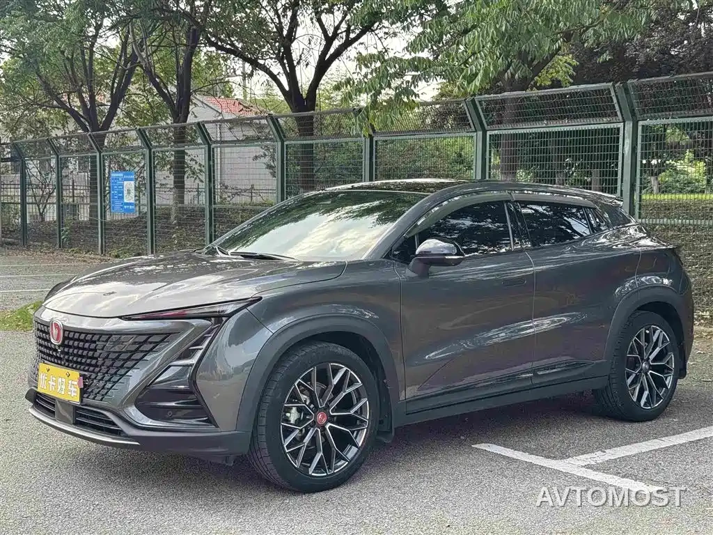 Changan UNI-T 2022 1.5T Premium — фото 1