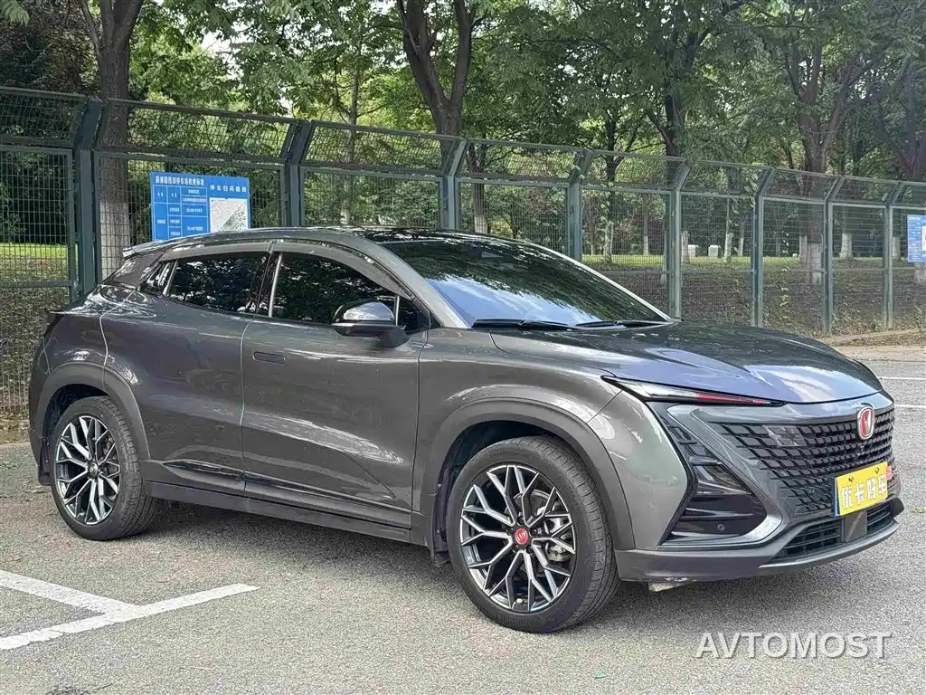 Changan UNI-T 2022 1.5T Premium — фото 3
