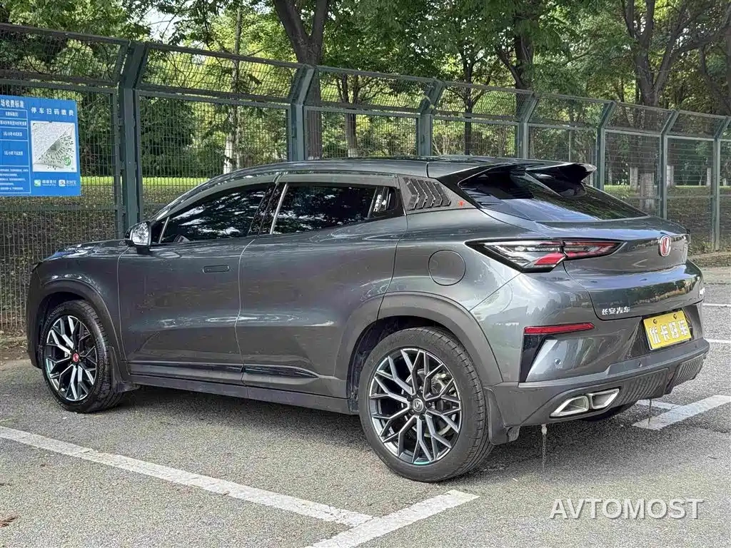 Changan UNI-T 2022 1.5T Premium — фото 6