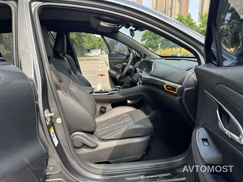 Changan UNI-T 2022 1.5T Premium — фото 16