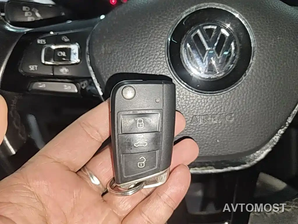Volkswagen Tharu New Energy 2021 Panorama Premium Edition — фото 9