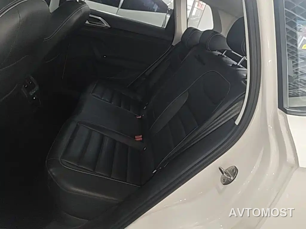 Volkswagen Tharu New Energy 2021 Panorama Premium Edition — фото 17