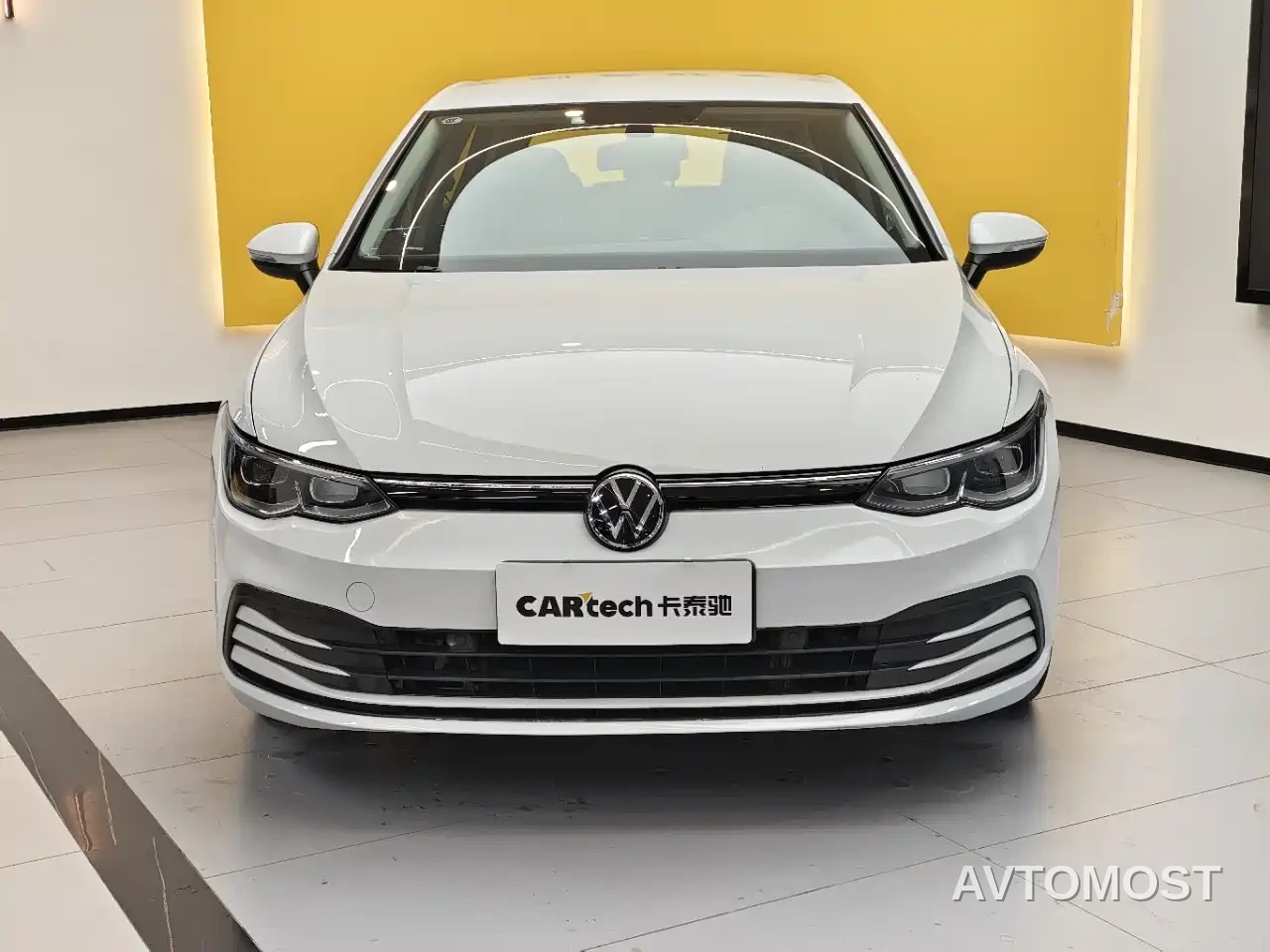 Volkswagen Golf 2023 200TSI DSG Pro — фото 2