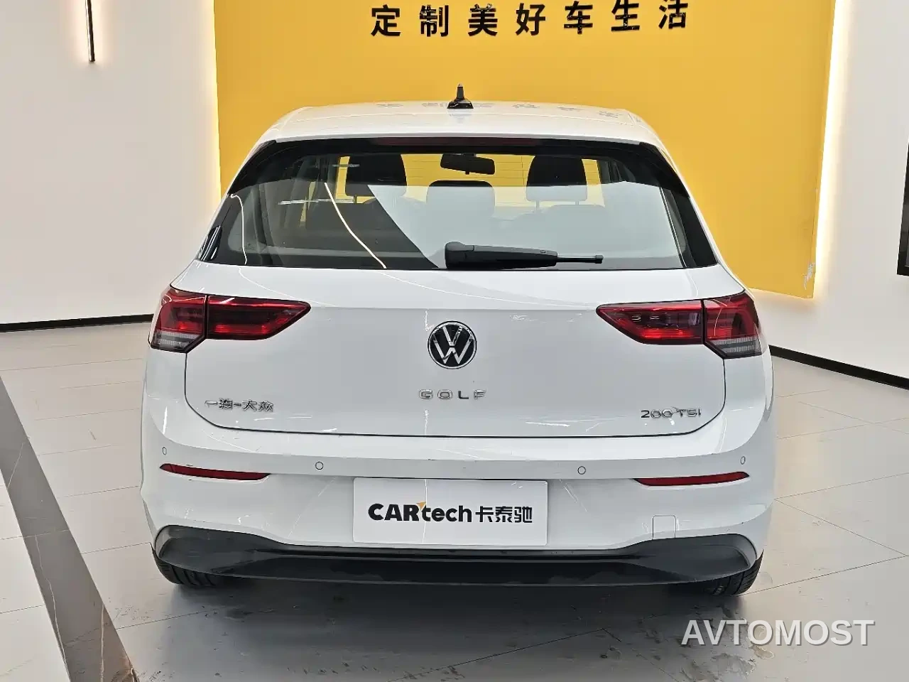 Volkswagen Golf 2023 200TSI DSG Pro — фото 4