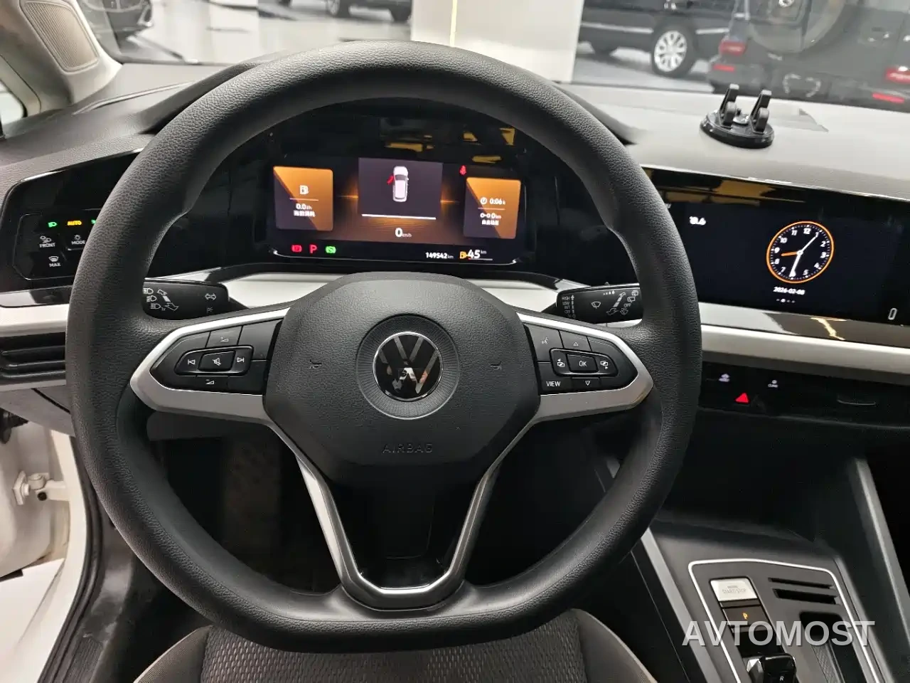 Volkswagen Golf 2023 200TSI DSG Pro — фото 8