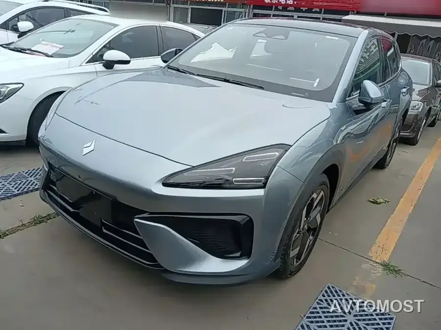 Baojun Yunhai 2024 140km Plug-in Hybrid