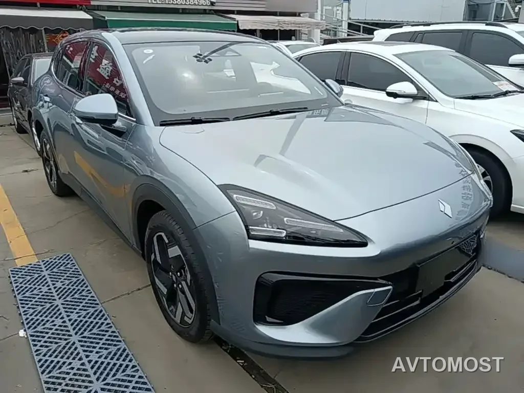 Baojun Yunhai 2024 140km Plug-in Hybrid — фото 4