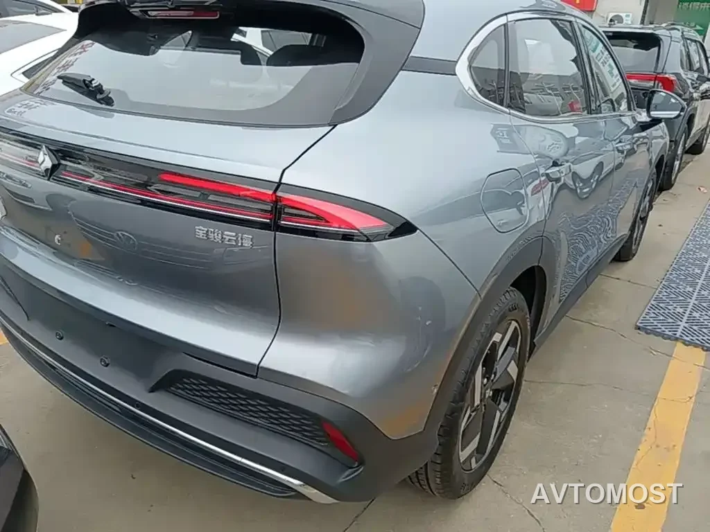 Baojun Yunhai 2024 140km Plug-in Hybrid — фото 8