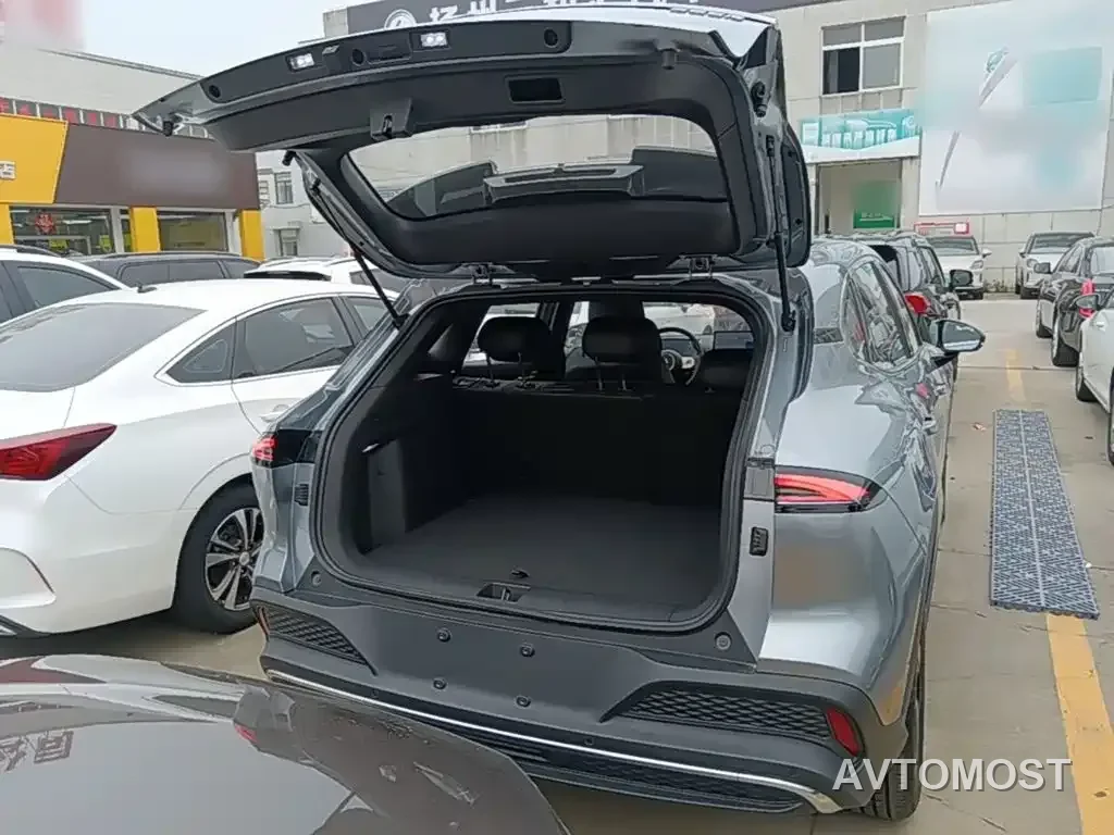 Baojun Yunhai 2024 140km Plug-in Hybrid — фото 16