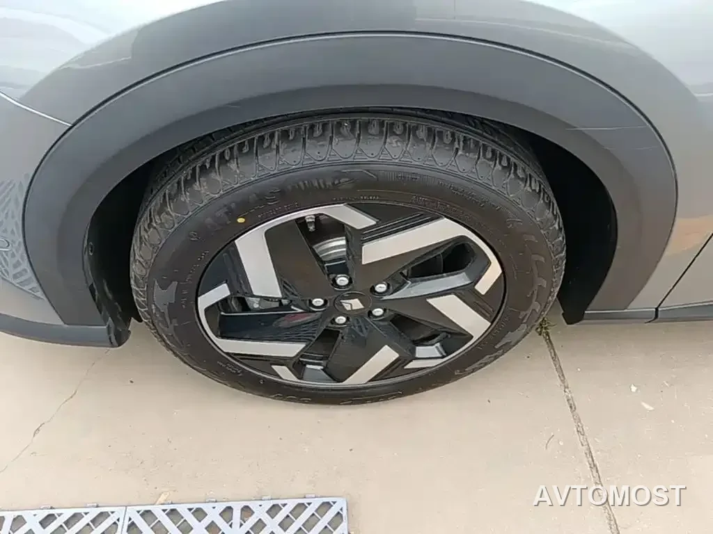 Baojun Yunhai 2024 140km Plug-in Hybrid — фото 20