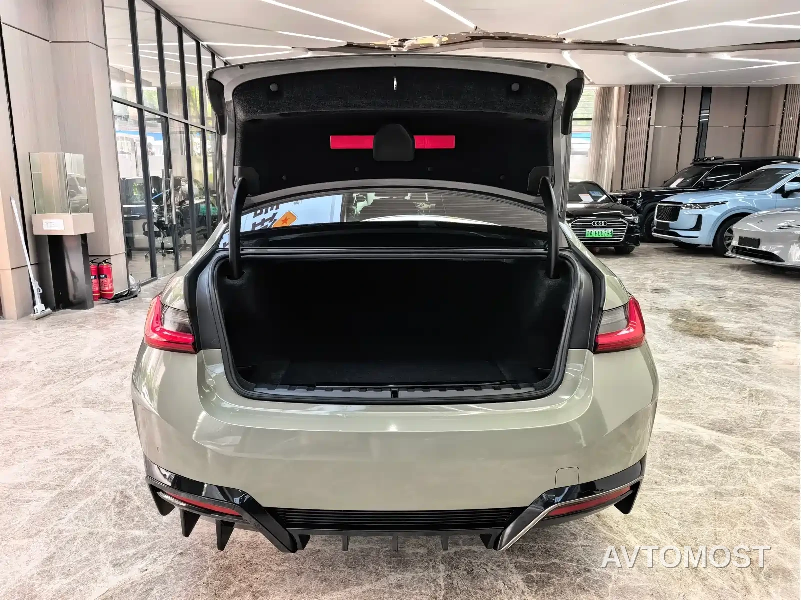BMW i3 2022 eDrive 35 L — фото 7