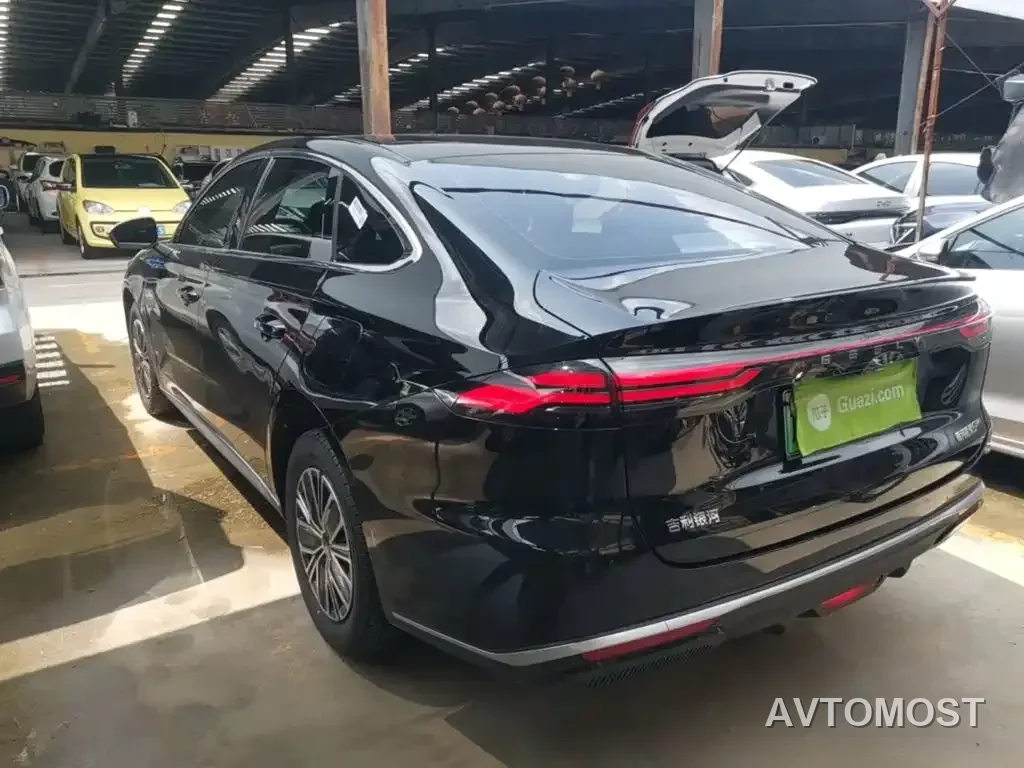 Geely Galaxy Stellar 6 2025 60km Voyager Edition — фото 5