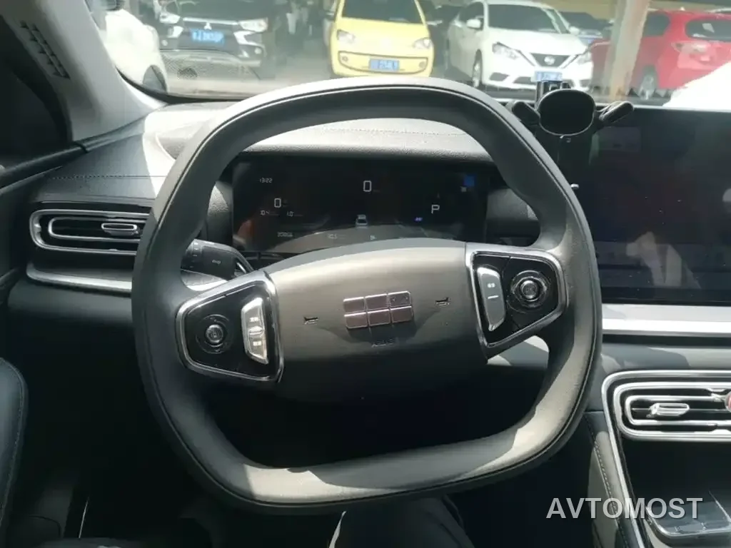 Geely Galaxy Stellar 6 2025 60km Voyager Edition — фото 11