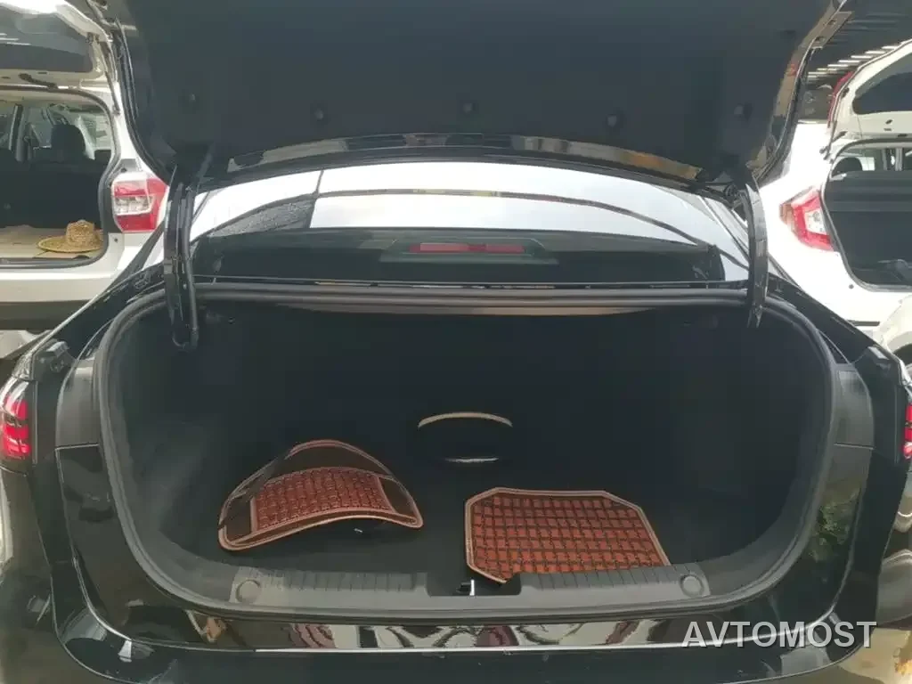 Geely Galaxy Stellar 6 2025 60km Voyager Edition — фото 19