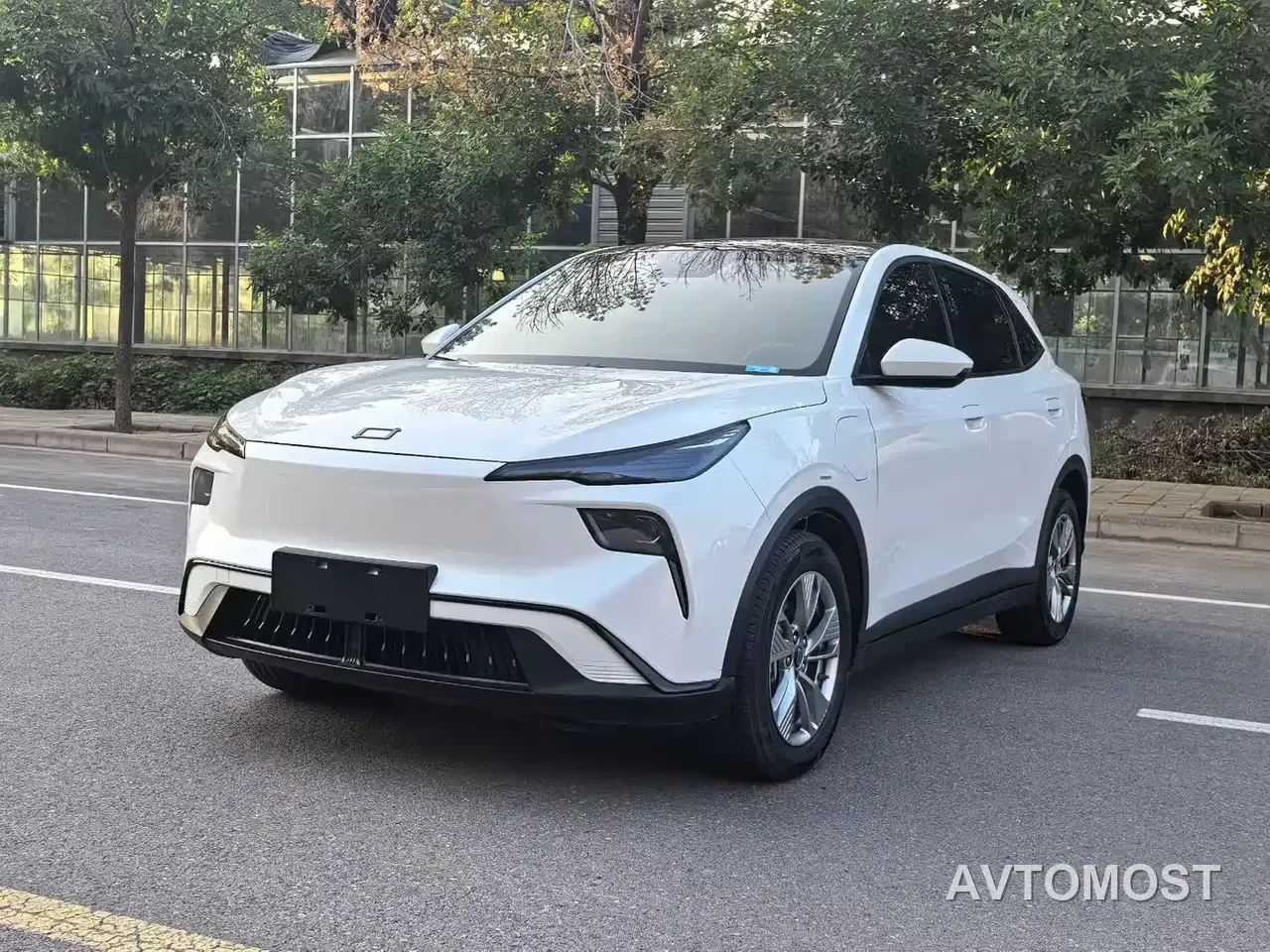 Besturn Yueyi 03 2025 Model 565km Enjoy Edition — фото 2