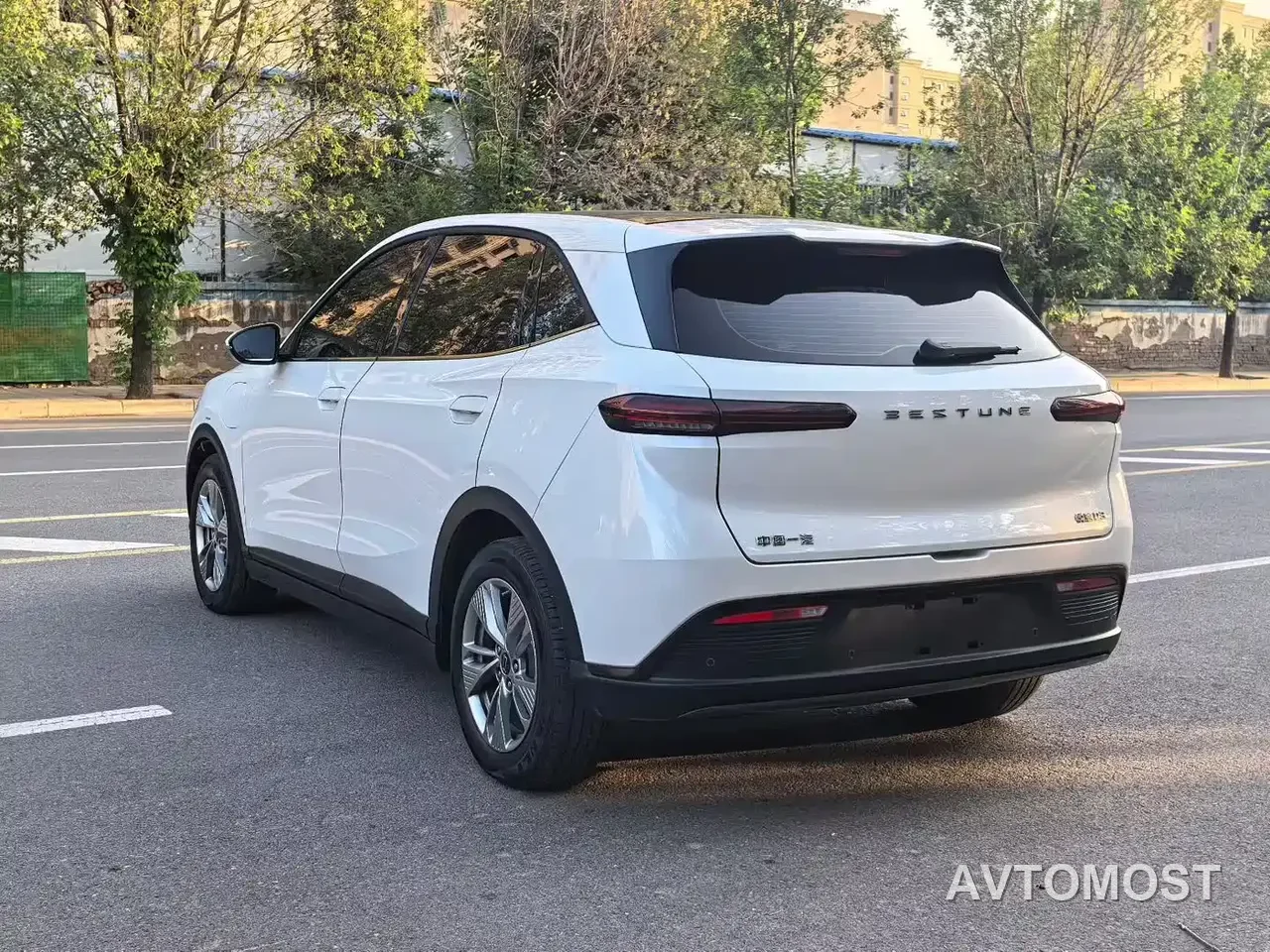 Besturn Yueyi 03 2025 Model 565km Enjoy Edition — фото 4