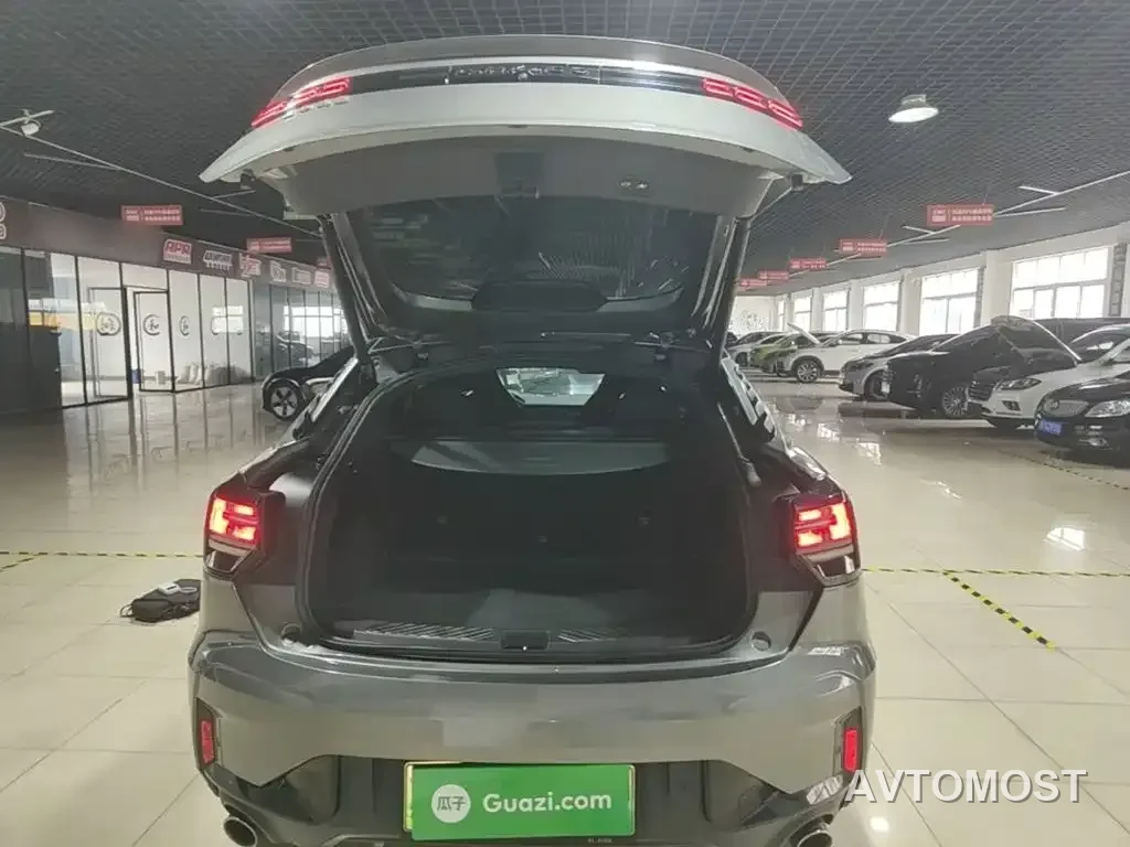 Lynk & Co 05 EM-P 2021 1.5TD PHEV HALO — фото 16
