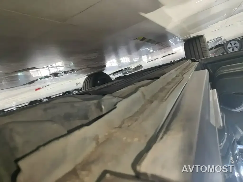 Lynk & Co 05 EM-P 2021 1.5TD PHEV HALO — фото 19