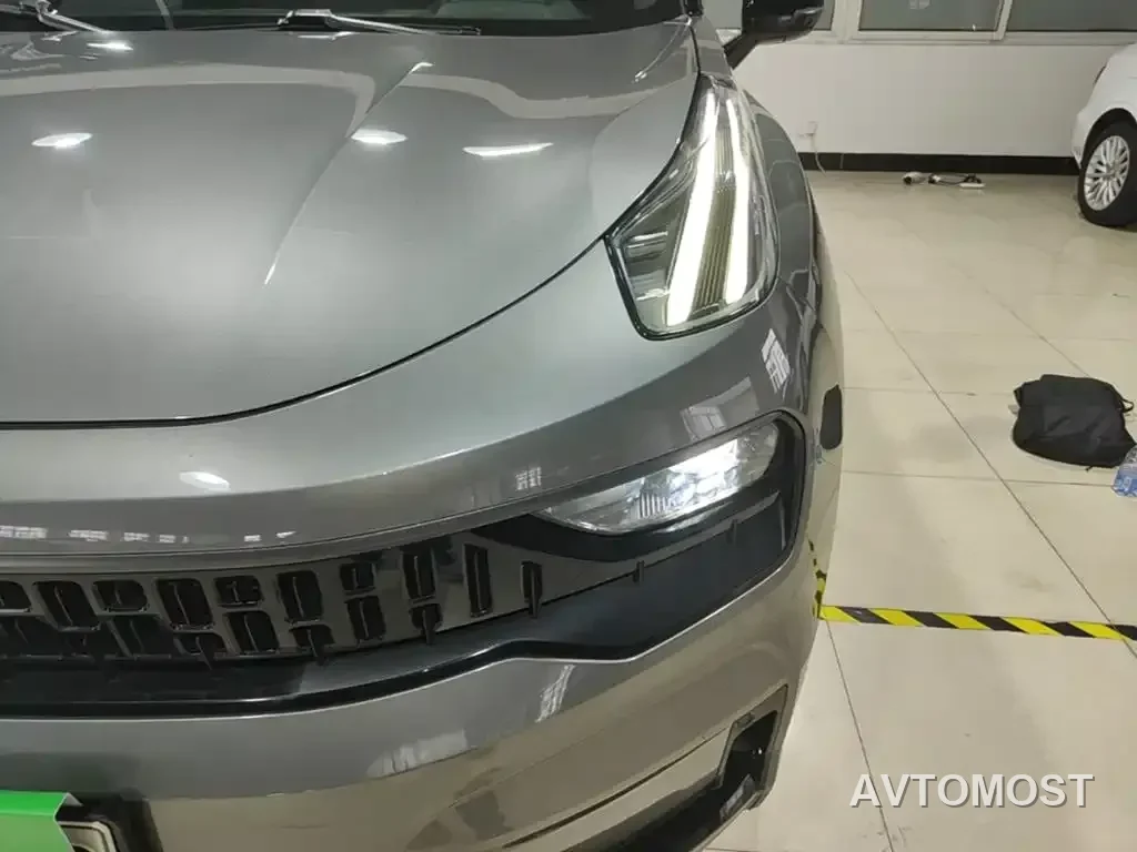 Lynk & Co 05 EM-P 2021 1.5TD PHEV HALO — фото 21
